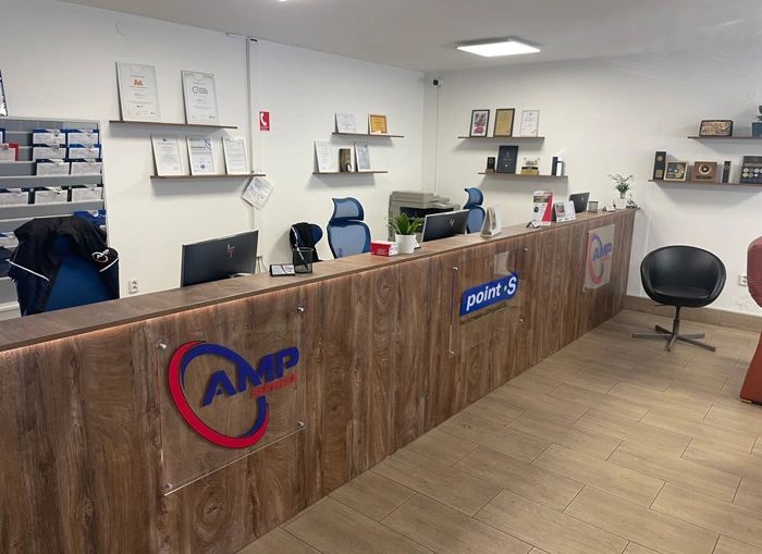 AMP Services s.r.o. interiér